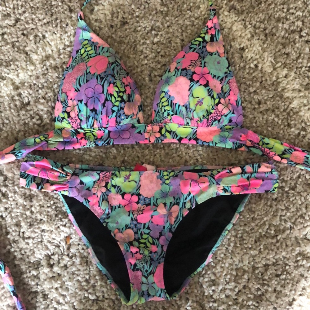 Bikini swim suit